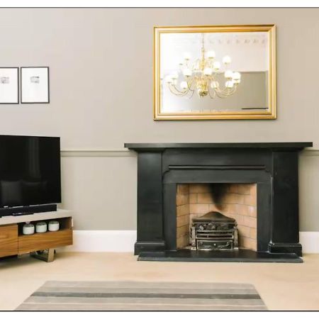 Joivy Palmerston Place Residence - Luxury City Centre Apt With Private Parking EDI Eksteriør bilde